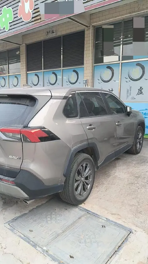 2024 Toyota RAV4 2.0L 171HP L4 CVT,autocango,china used car exporter,china ev exporter,chinese used car exporter,chinese used ev exporter