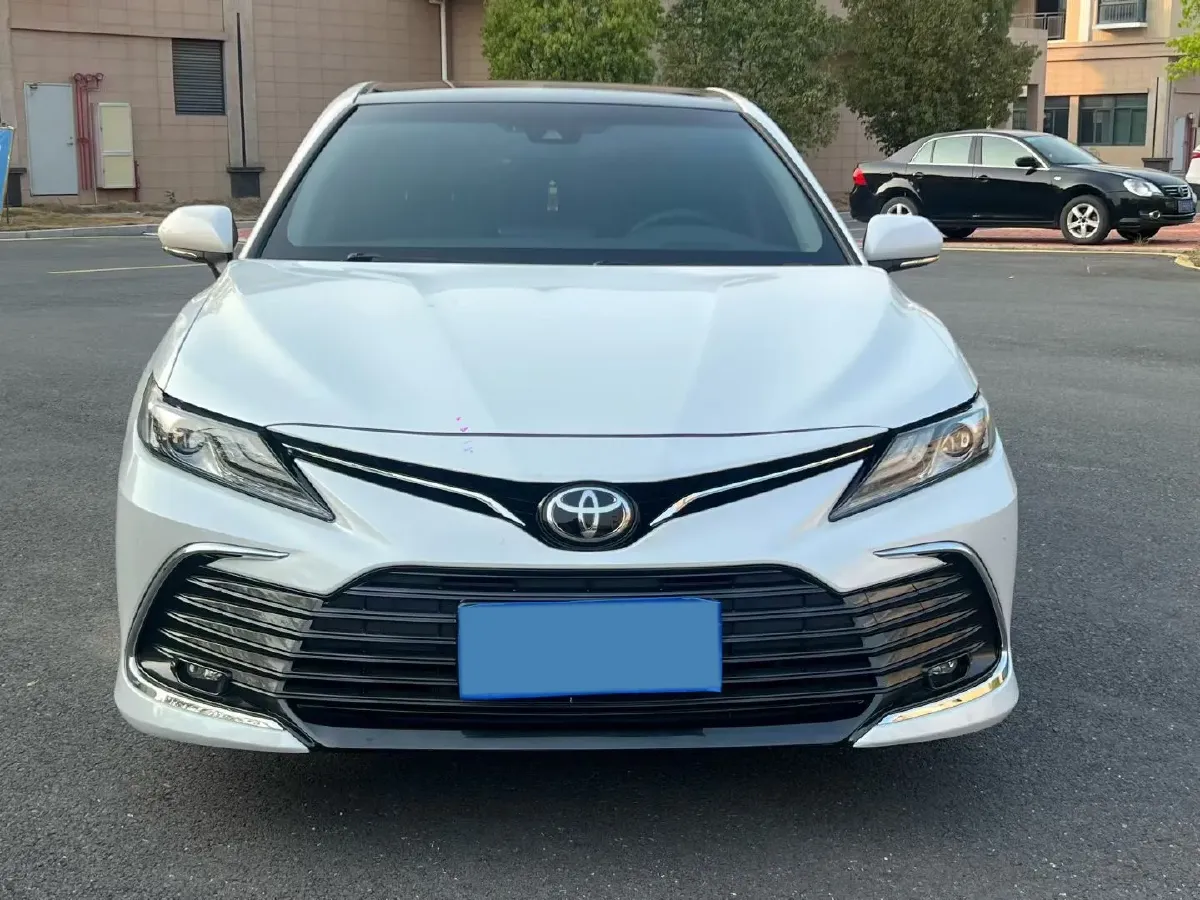 2021 Toyota Camry 2.5L 209HP L4 8AT,autocango,china used car exporter,china ev exporter,chinese used car exporter,chinese used ev exporter