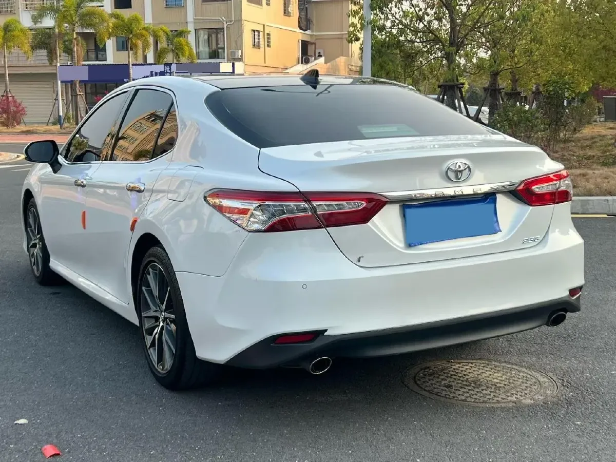 2021 Toyota Camry 2.5L 209HP L4 8AT,autocango,china used car exporter,china ev exporter,chinese used car exporter,chinese used ev exporter