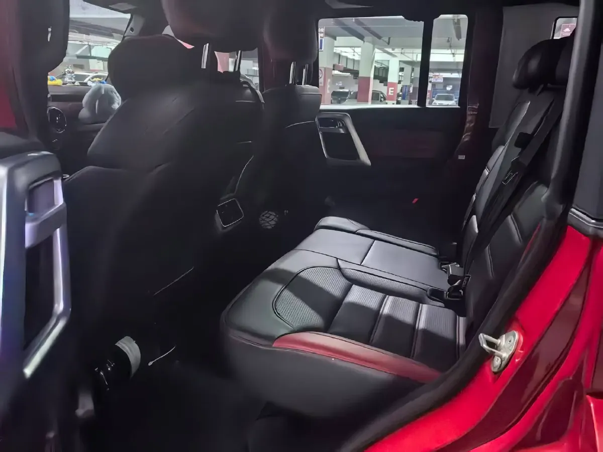 2019 Beijing BJ40 2.3T 231HP L4 6AT,autocango,china used car exporter,china ev exporter,chinese used car exporter,chinese used ev exporter