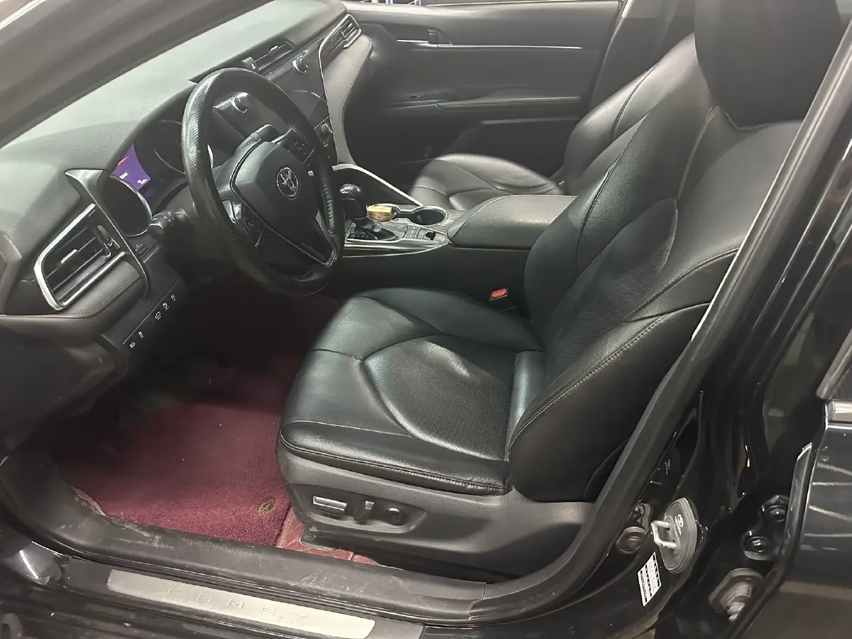 2019 Toyota Camry 2.5L 209HP L4 8AT,autocango,china used car exporter,china ev exporter,chinese used car exporter,chinese used ev exporter