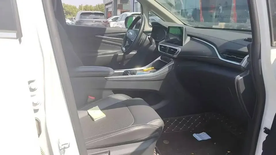 2024 MAXUS G50 1.5T 181HP L4 7DCT,autocango,china used car exporter,china ev exporter,chinese used car exporter,chinese used ev exporter