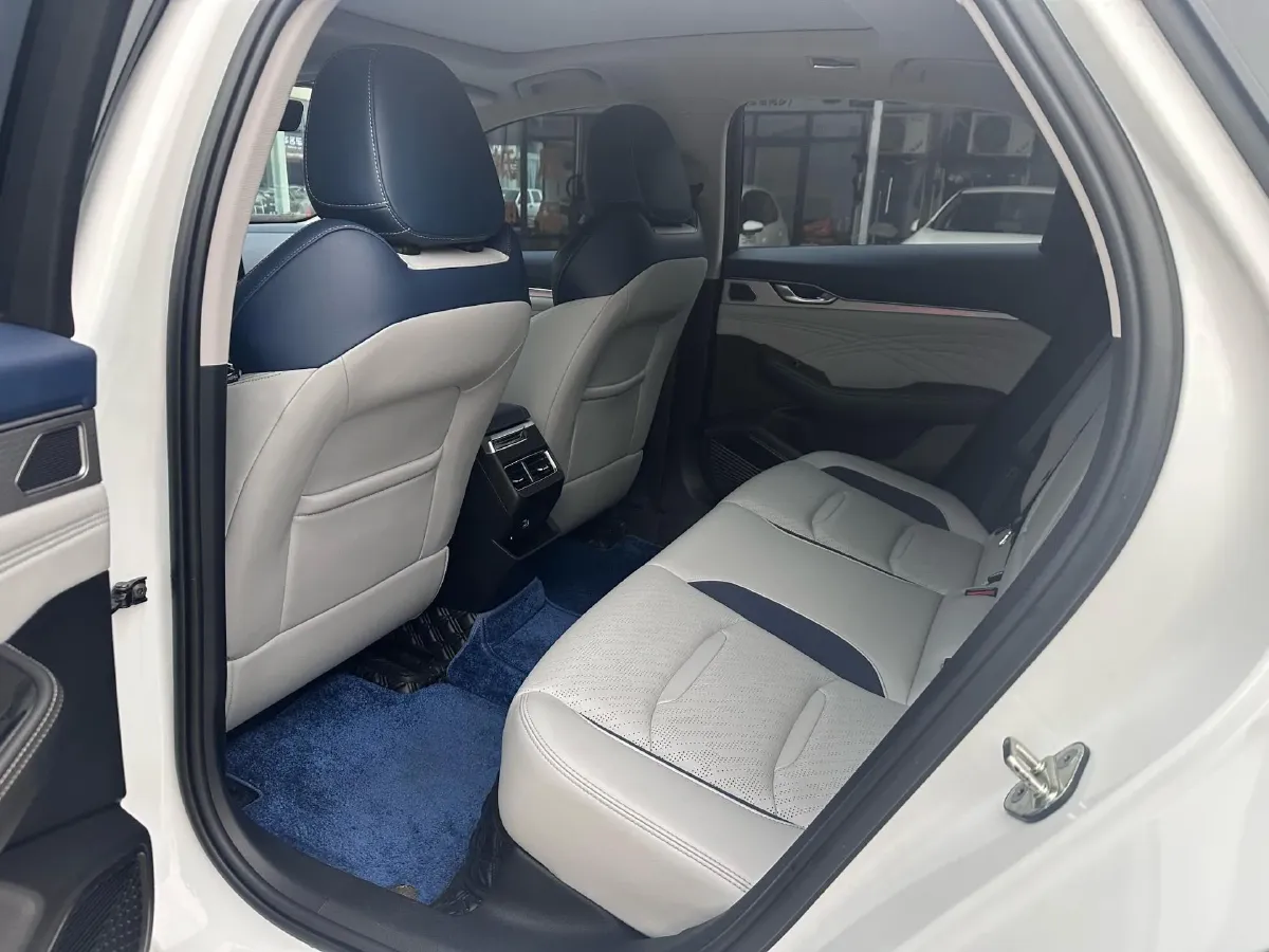 2021 Geely Preface 2.0T 190HP L4 7DCT,autocango,china used car exporter,china ev exporter,chinese used car exporter,chinese used ev exporter