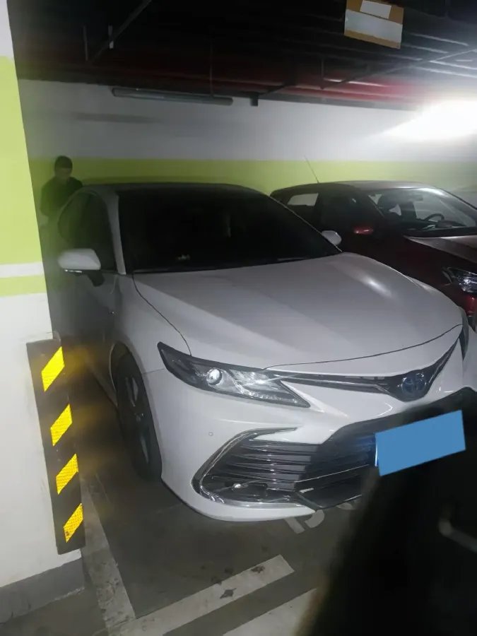 2021 Toyota Camry 2.5L 178HP L4 E-CVT Hybrid,autocango,china used car exporter,china ev exporter,chinese used car exporter,chinese used ev exporter