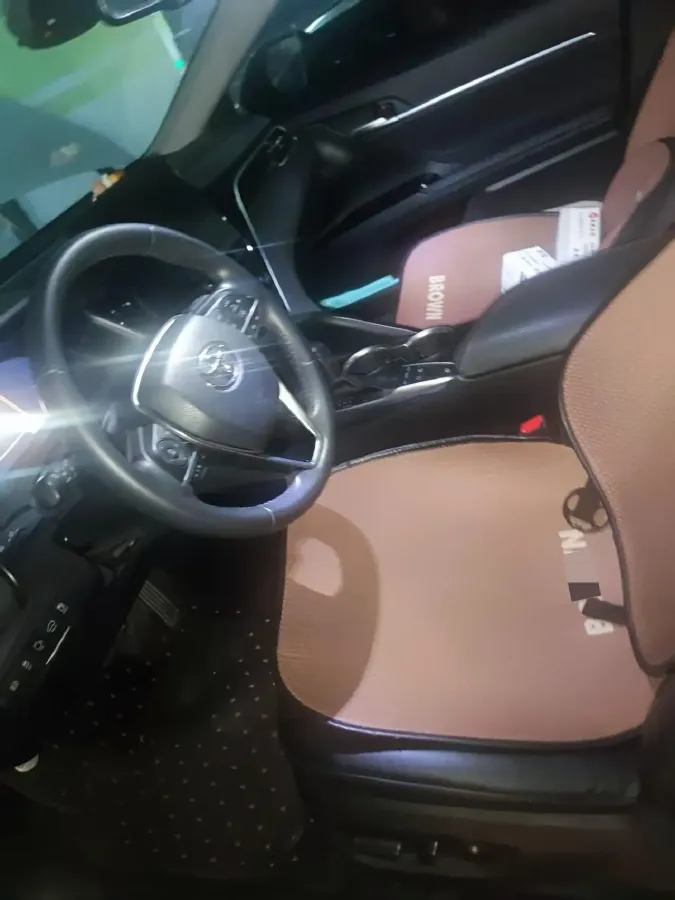 2021 Toyota Camry 2.5L 178HP L4 E-CVT Hybrid,autocango,china used car exporter,china ev exporter,chinese used car exporter,chinese used ev exporter