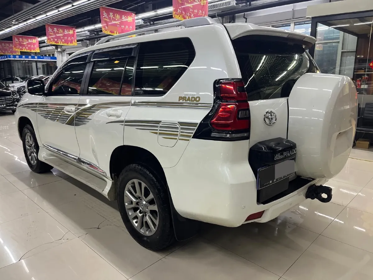 2019 Land Rover Range Rover Velar 2.0T 300HP L4 8AT,autocango,china used car exporter,china ev exporter,chinese used car exporter,chinese used ev exporter