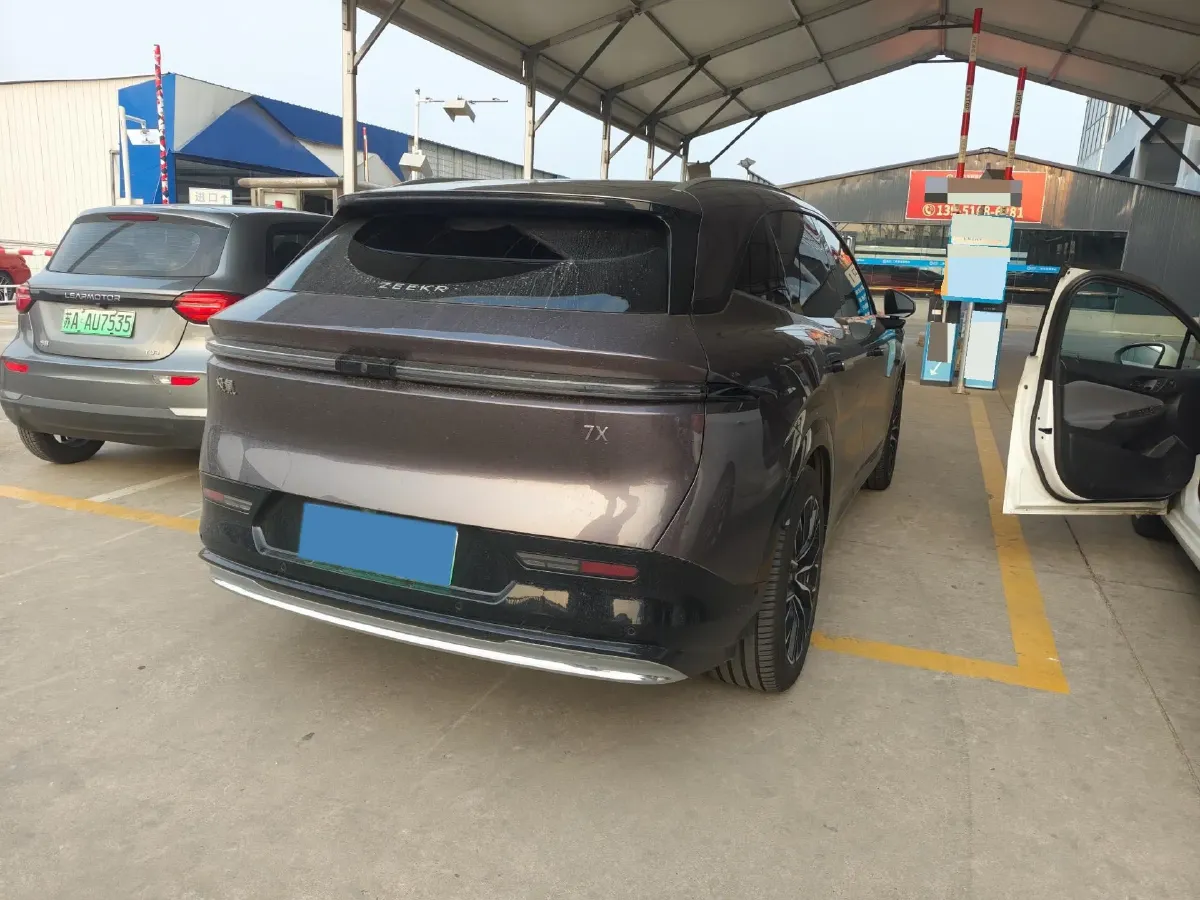 2025 Zeekr 7X BEV 100KWH,autocango,china used car exporter,china ev exporter,chinese used car exporter,chinese used ev exporter