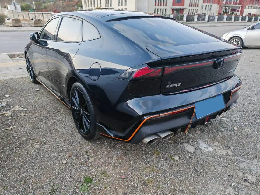 2022 ChangAn UNI-V 1.5T 188HP L4 7DCT,autocango,china used car exporter,china ev exporter,chinese used car exporter,chinese used ev exporter