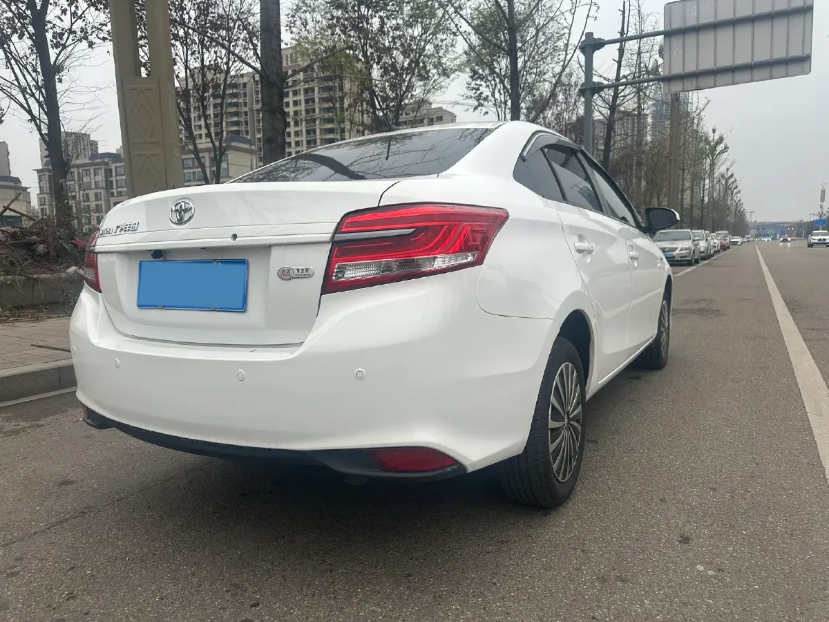 2021 Toyota Yaris L 1.5L 112HP L4 CVT,autocango,china used car exporter,china ev exporter,chinese used car exporter,chinese used ev exporter