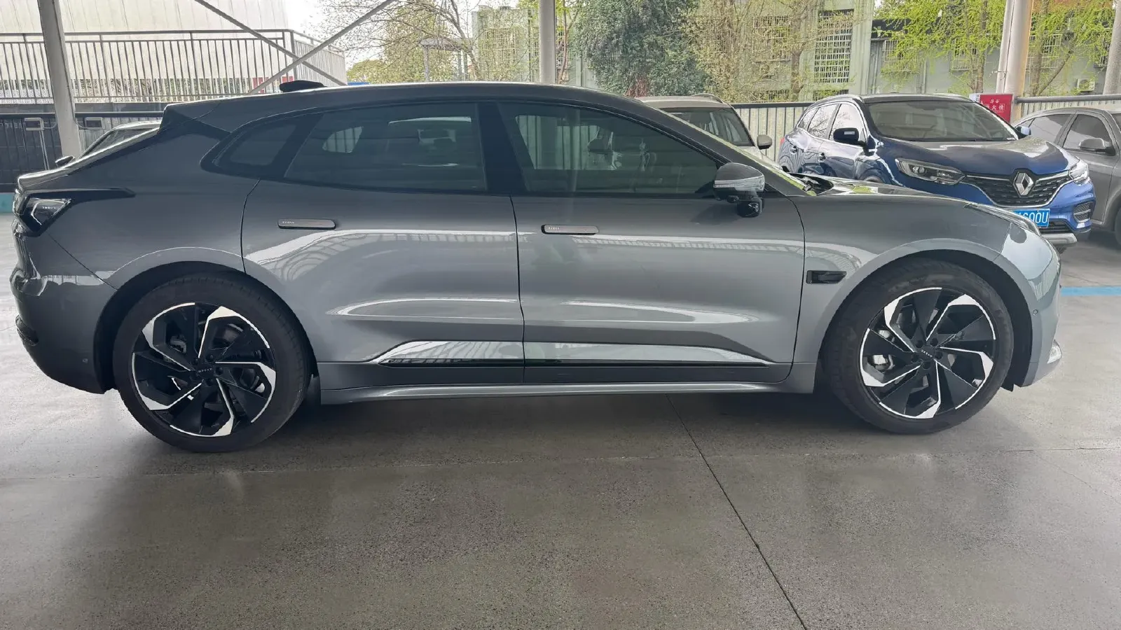 2022 Zeekr 001 BEV 100KWH,autocango,china used car exporter,china ev exporter,chinese used car exporter,chinese used ev exporter