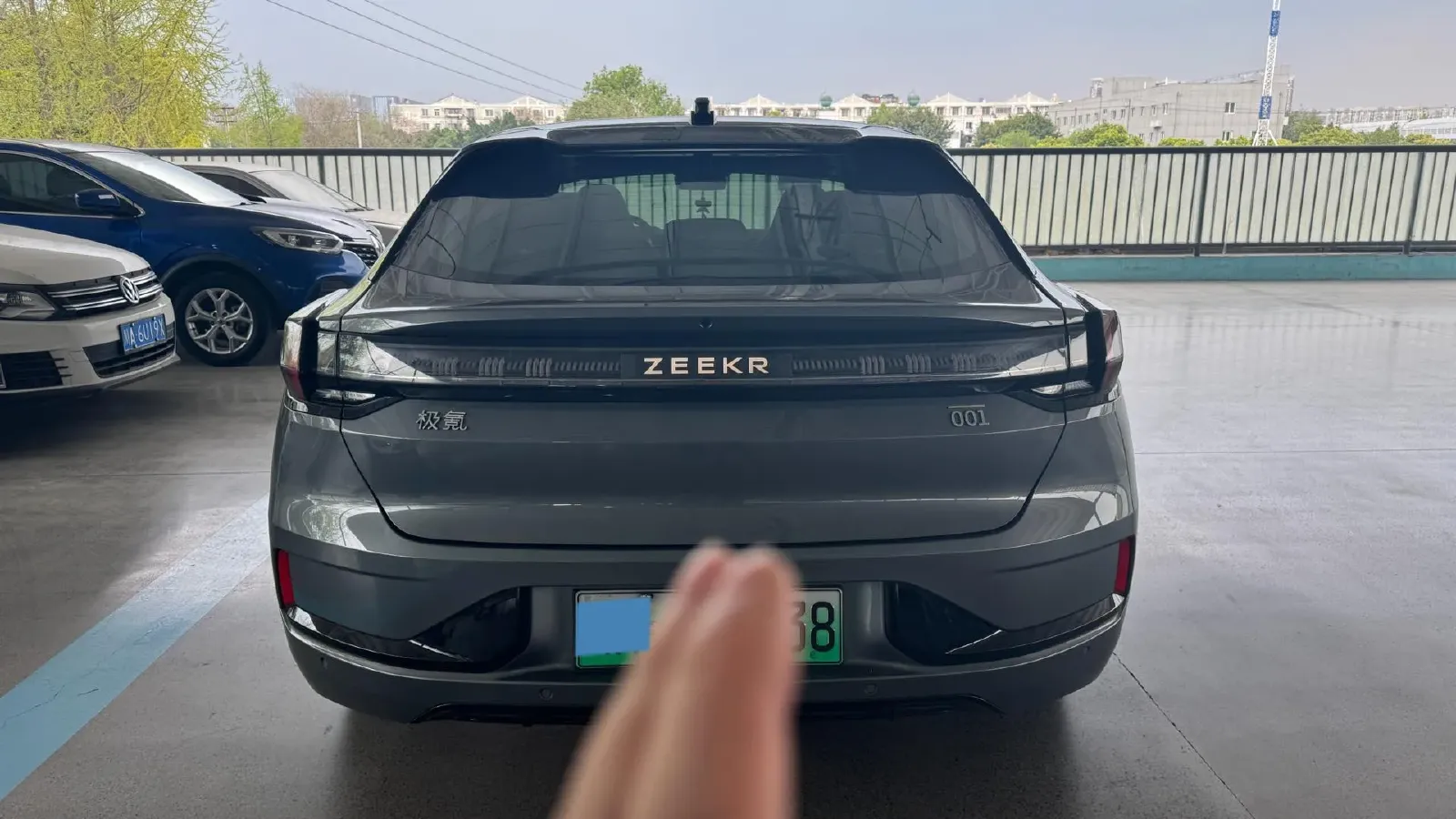 2022 Zeekr 001 BEV 100KWH,autocango,china used car exporter,china ev exporter,chinese used car exporter,chinese used ev exporter
