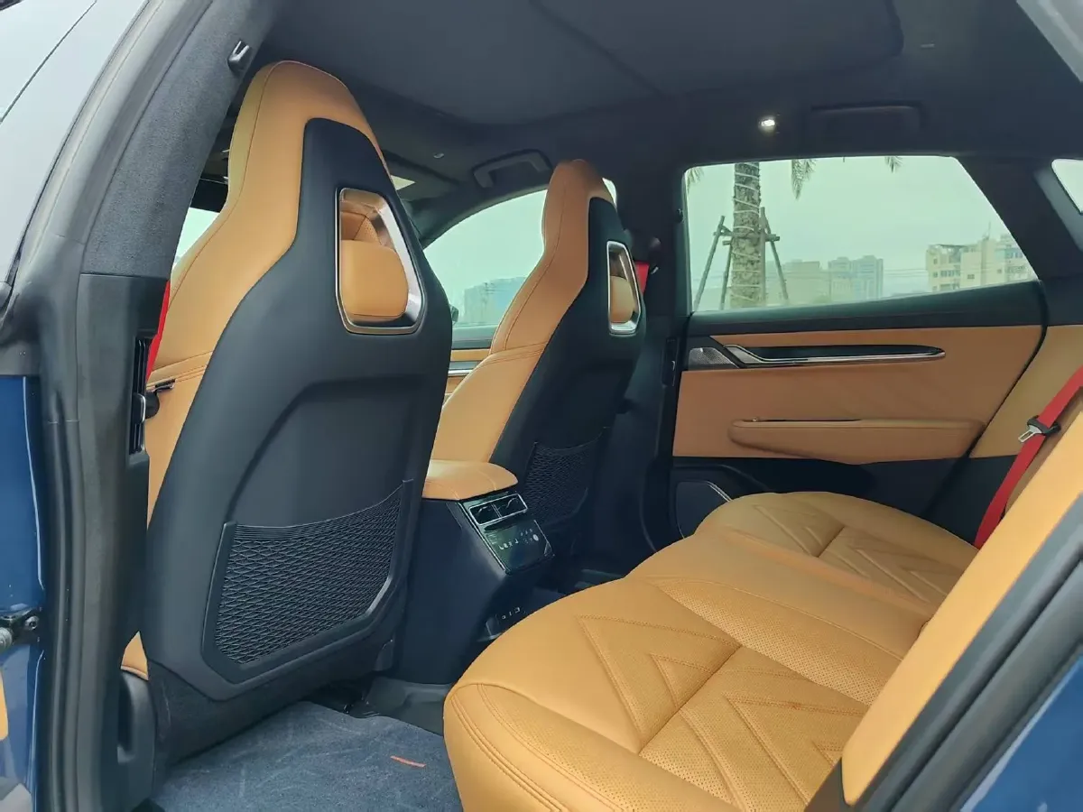 2023 Zeekr 001 BEV 100KWH,autocango,china used car exporter,china ev exporter,chinese used car exporter,chinese used ev exporter