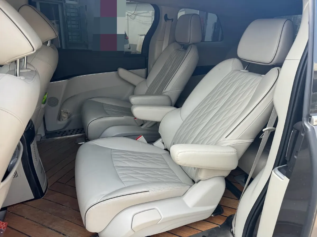 2021 Buick GL8 2.0T 237HP L4 9AT,autocango,china used car exporter,china ev exporter,chinese used car exporter,chinese used ev exporter