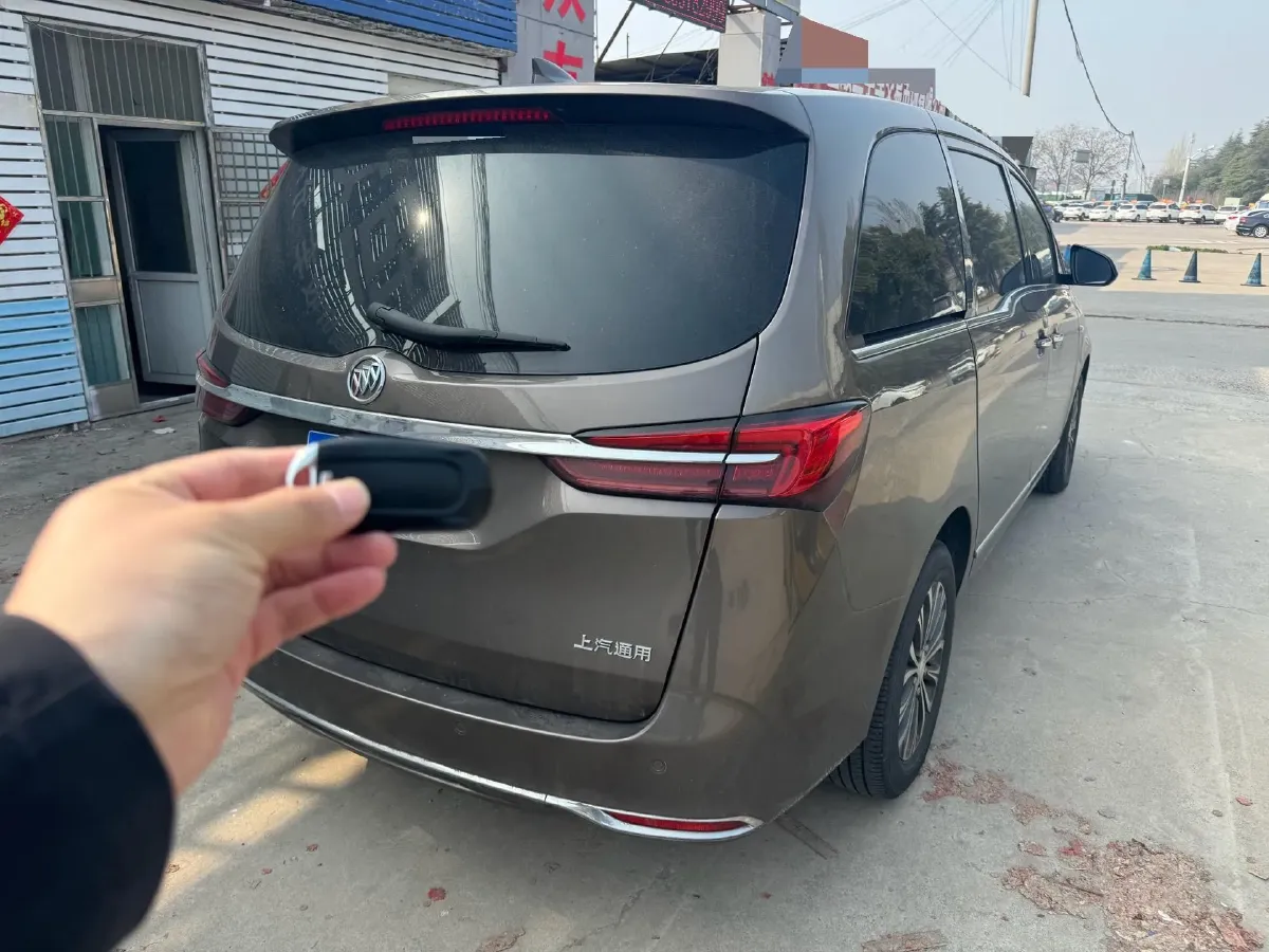 2021 Buick GL8 2.0T 237HP L4 9AT,autocango,china used car exporter,china ev exporter,chinese used car exporter,chinese used ev exporter