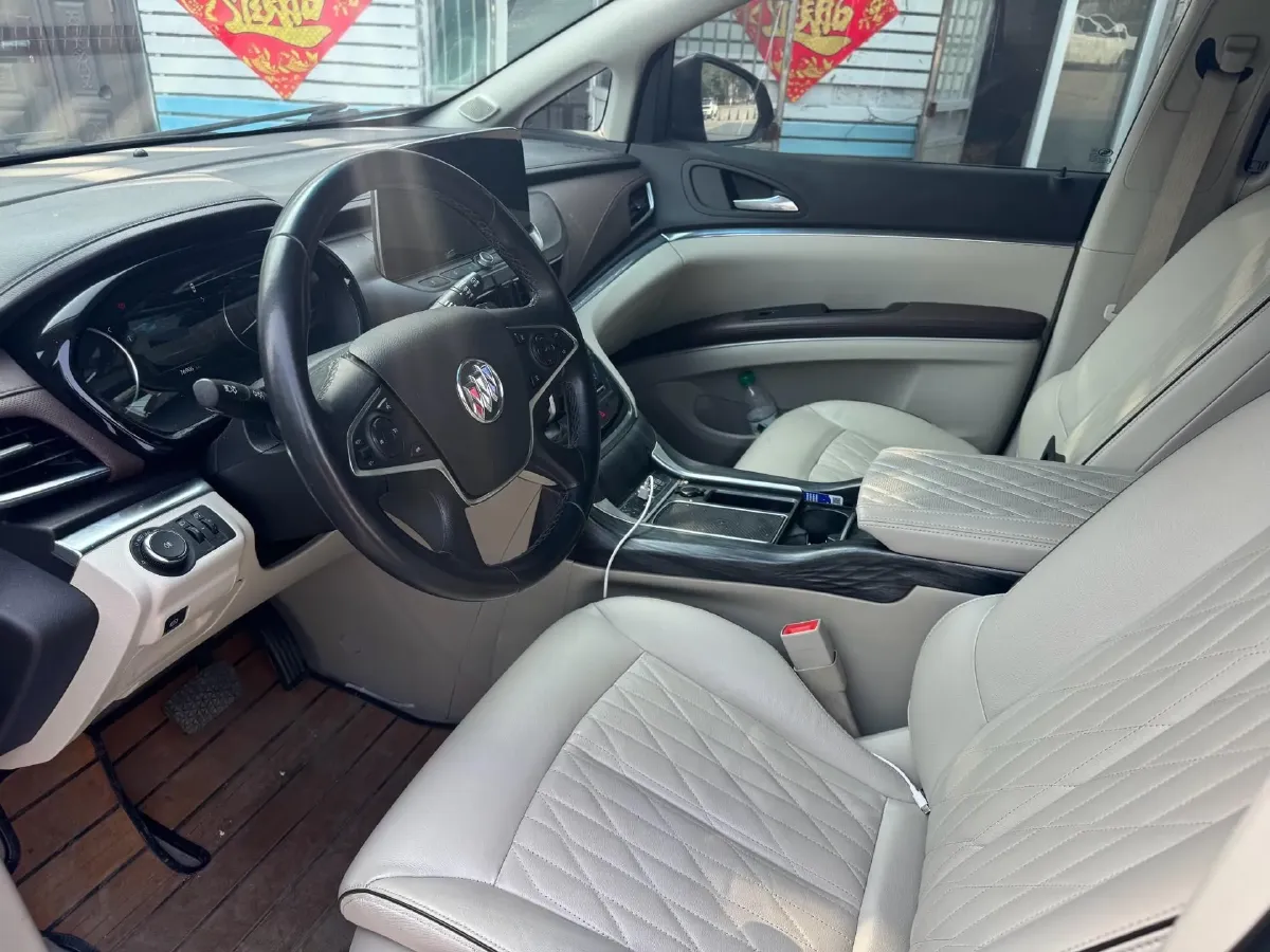 2021 Buick GL8 2.0T 237HP L4 9AT,autocango,china used car exporter,china ev exporter,chinese used car exporter,chinese used ev exporter