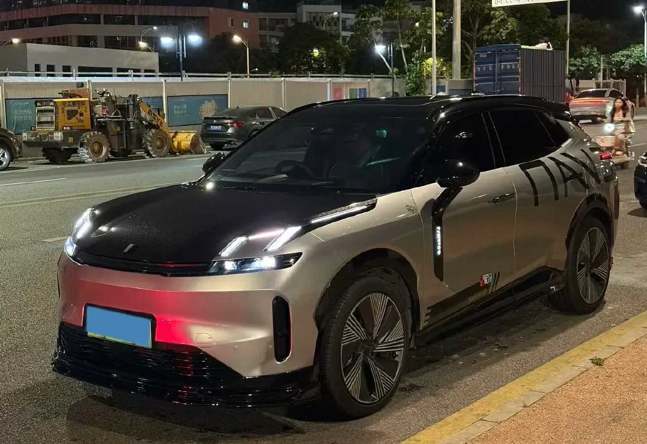 2023 LYNK&CO 08 EM-P 1.5T 163HP L4 3DHT PHEV 21.2KWH,autocango,china used car exporter,china ev exporter,chinese used car exporter,chinese used ev exporter