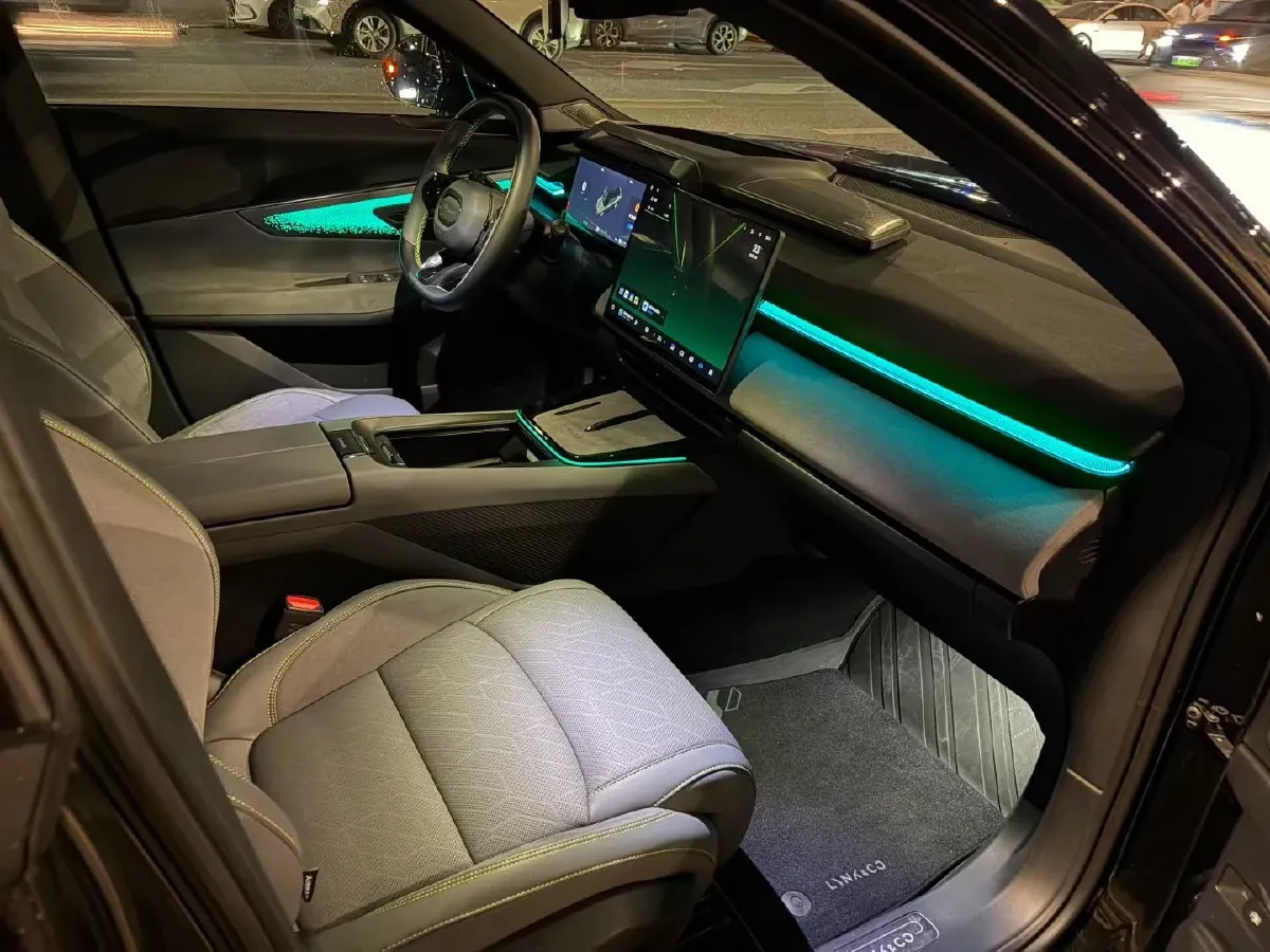 2023 LYNK&CO 08 EM-P 1.5T 163HP L4 3DHT PHEV 21.2KWH,autocango,china used car exporter,china ev exporter,chinese used car exporter,chinese used ev exporter