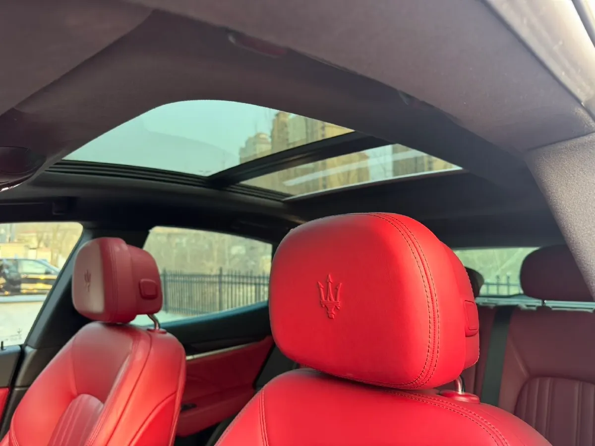 2019 Maserati Levante 3.0T 350HP V6 8AT,autocango,china used car exporter,china ev exporter,chinese used car exporter,chinese used ev exporter