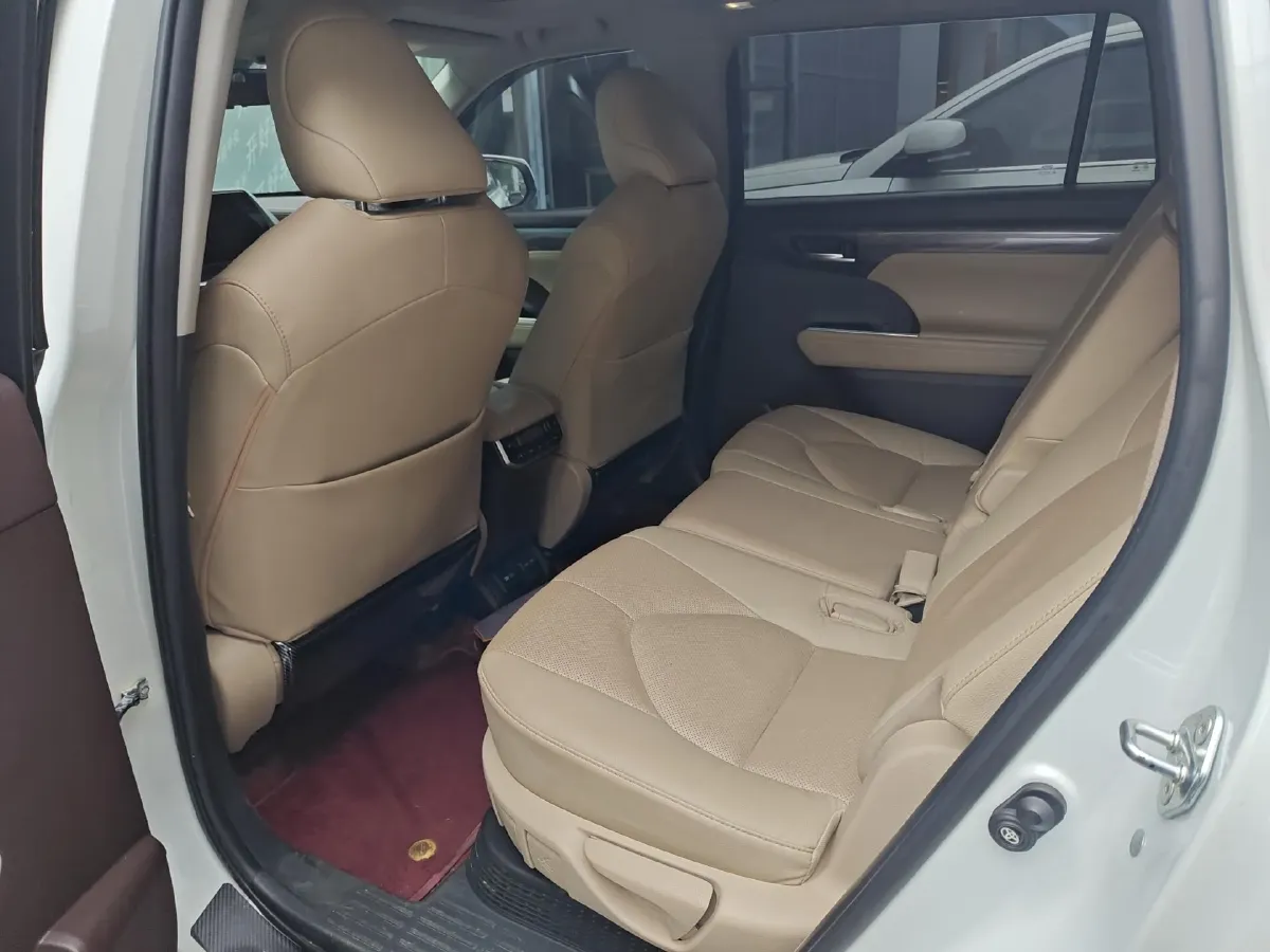 2022 Toyota Highlander 2.5L 192HP L4 E-CVT Hybrid,autocango,china used car exporter,china ev exporter,chinese used car exporter,chinese used ev exporter