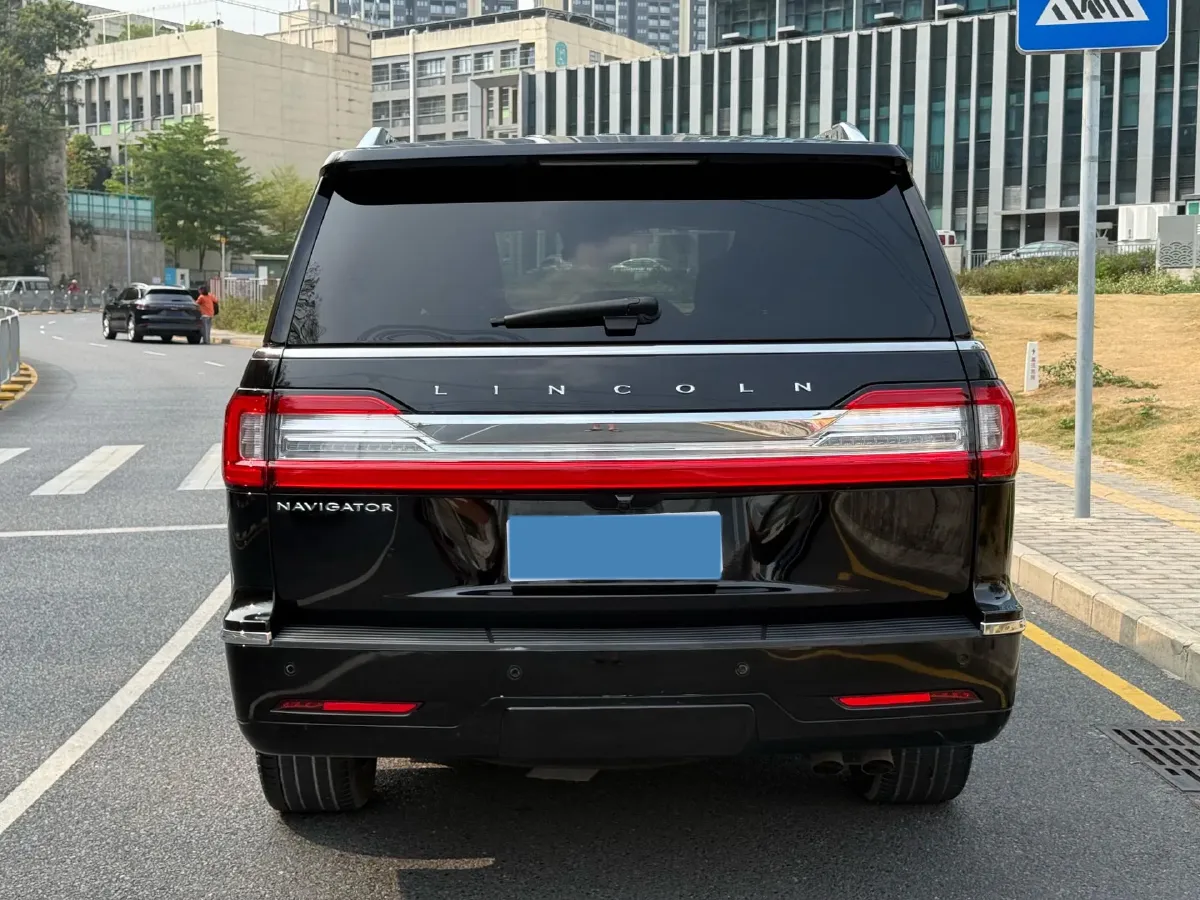 2020 Lincoln Navigator 3.5T 388HP V6 10AT,autocango,china used car exporter,china ev exporter,chinese used car exporter,chinese used ev exporter
