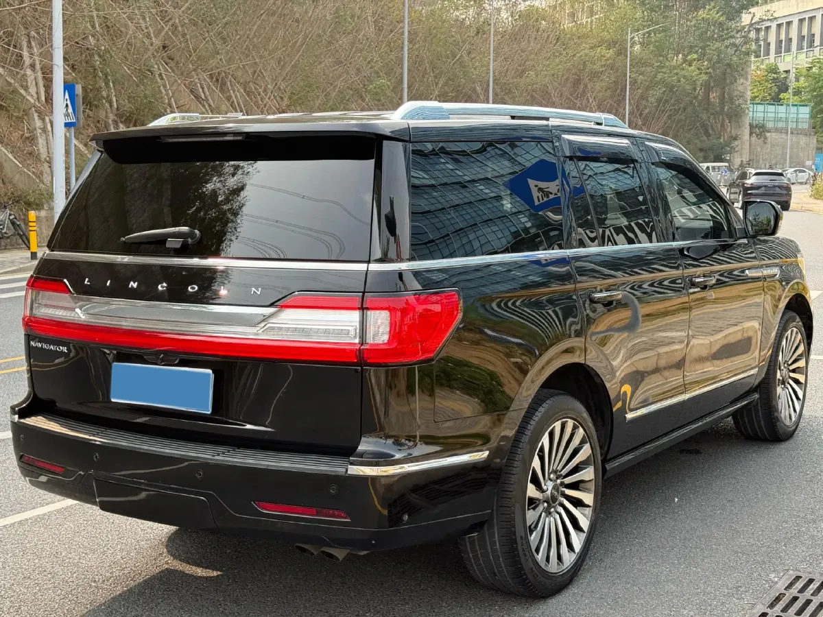 2020 Lincoln Navigator 3.5T 388HP V6 10AT,autocango,china used car exporter,china ev exporter,chinese used car exporter,chinese used ev exporter