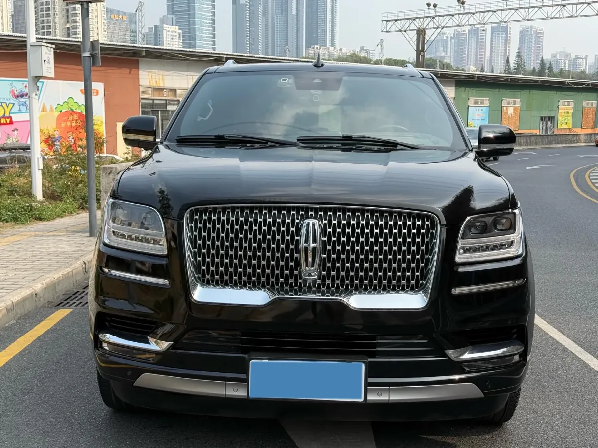 2020 Lincoln Navigator 3.5T 388HP V6 10AT,autocango,china used car exporter,china ev exporter,chinese used car exporter,chinese used ev exporter