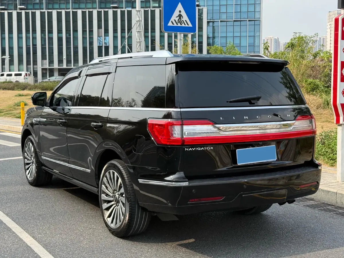 2020 Lincoln Navigator 3.5T 388HP V6 10AT,autocango,china used car exporter,china ev exporter,chinese used car exporter,chinese used ev exporter