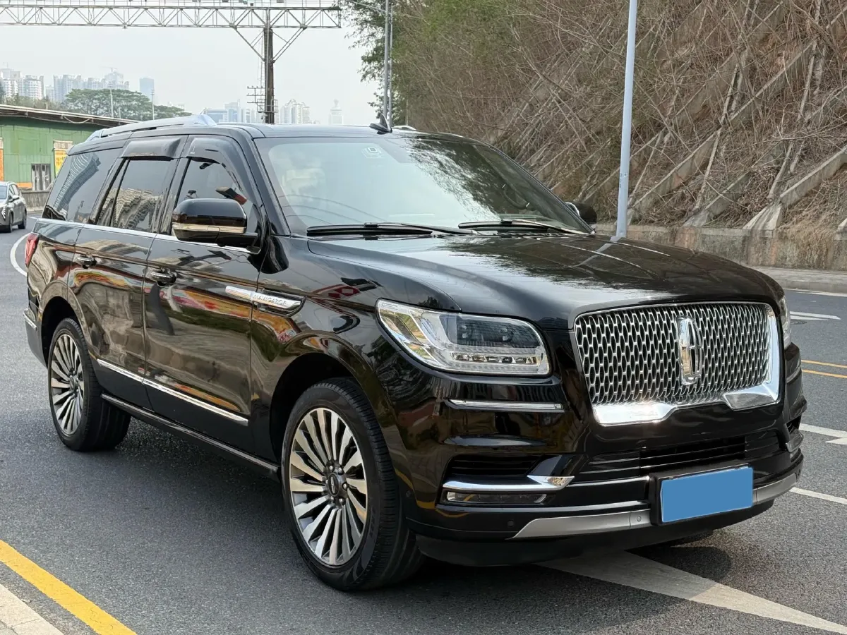 2020 Lincoln Navigator 3.5T 388HP V6 10AT,autocango,china used car exporter,china ev exporter,chinese used car exporter,chinese used ev exporter
