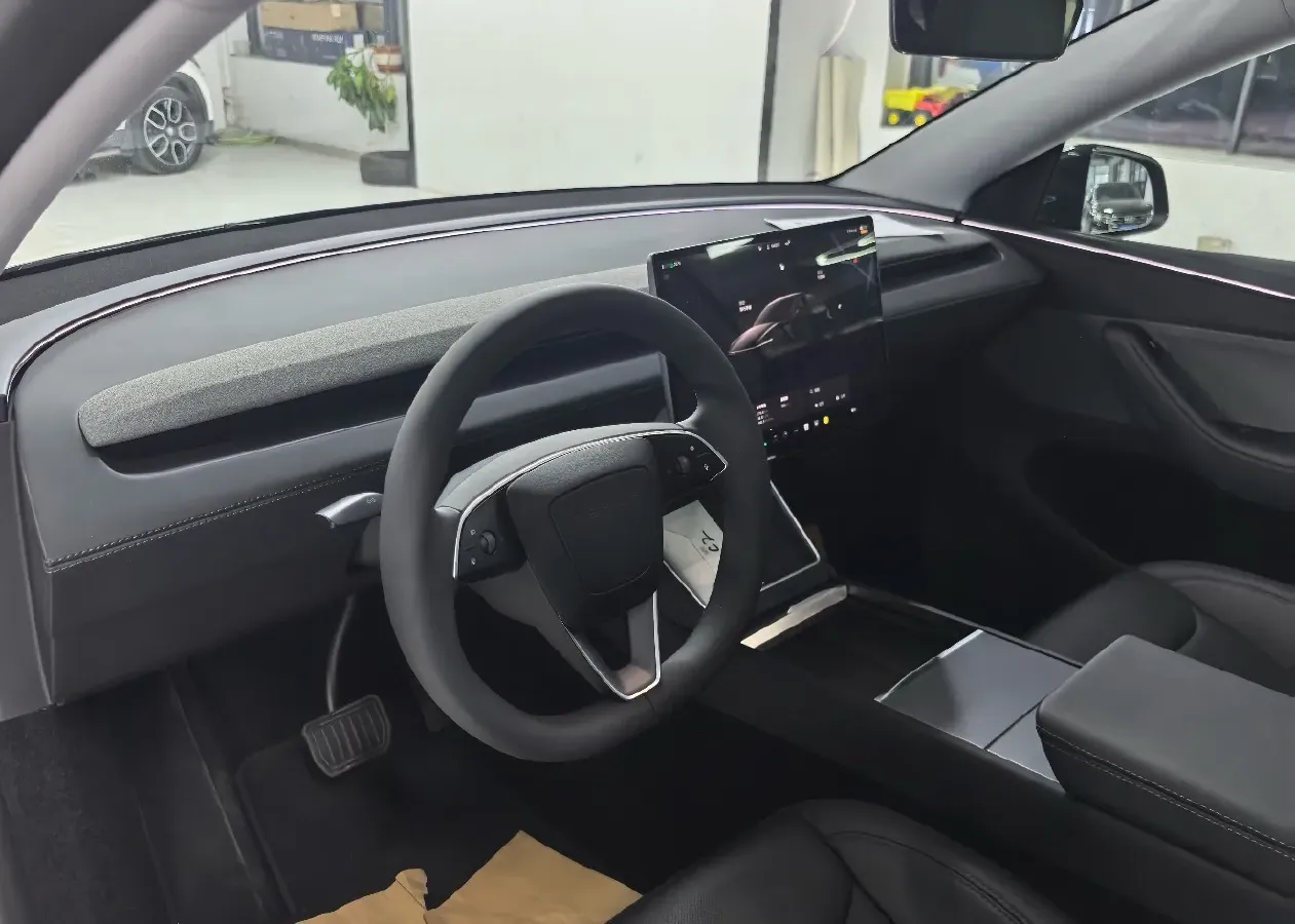 2026 Tesla Model Y BEV,autocango,china used car exporter,china ev exporter,chinese used car exporter,chinese used ev exporter