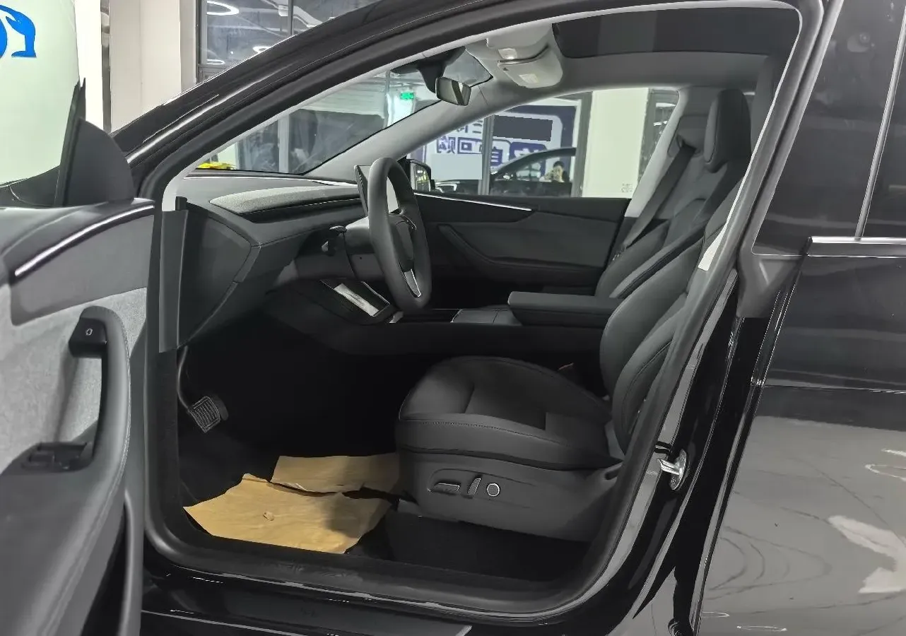 2026 Tesla Model Y BEV,autocango,china used car exporter,china ev exporter,chinese used car exporter,chinese used ev exporter