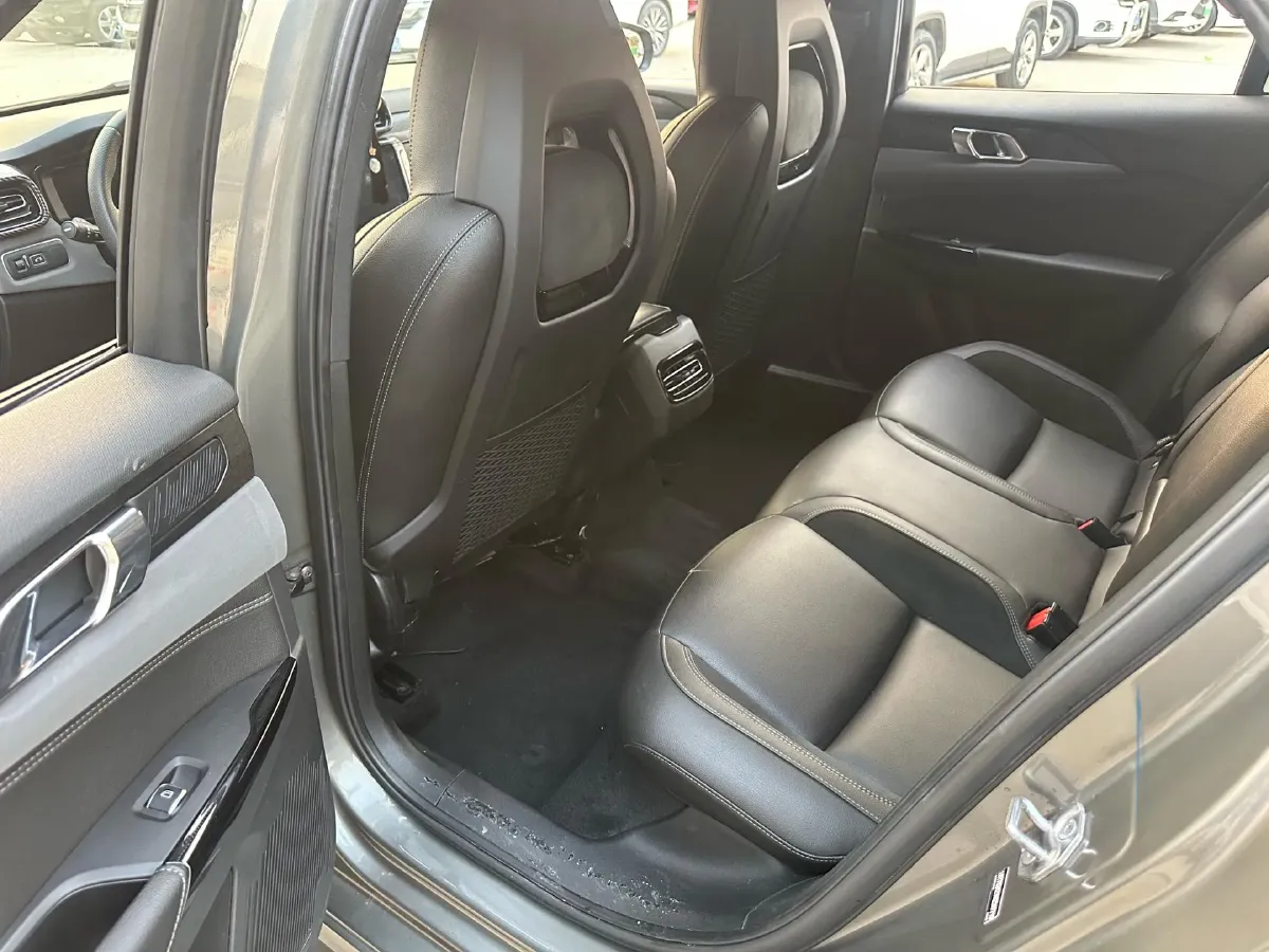 2021 LYNK&CO 03 1.5T 180HP L3 7DCT,autocango,china used car exporter,china ev exporter,chinese used car exporter,chinese used ev exporter