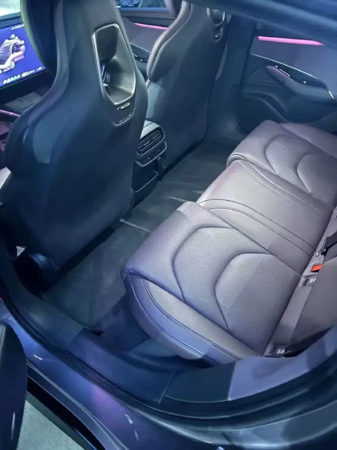 2024 MI SU7 BEV 101KWH,autocango,china used car exporter,china ev exporter,chinese used car exporter,chinese used ev exporter