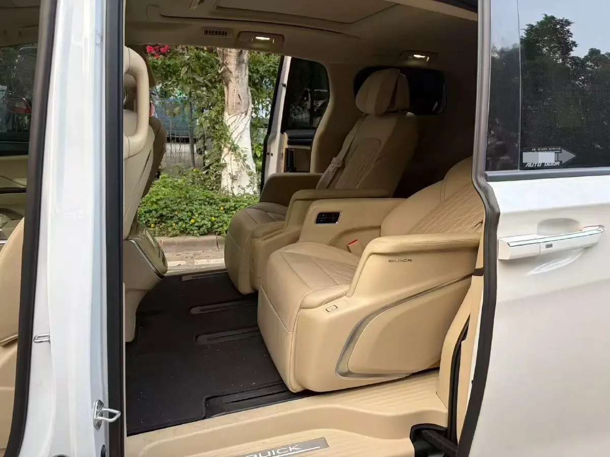 2023 Buick GL8 2.0T 237HP L4 9AT,autocango,china used car exporter,china ev exporter,chinese used car exporter,chinese used ev exporter