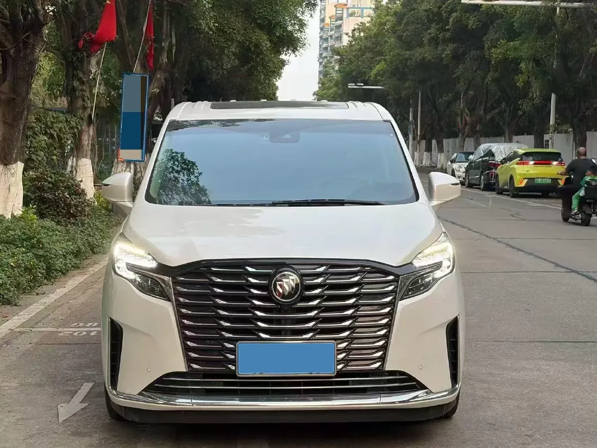 2023 Buick GL8 2.0T 237HP L4 9AT,autocango,china used car exporter,china ev exporter,chinese used car exporter,chinese used ev exporter