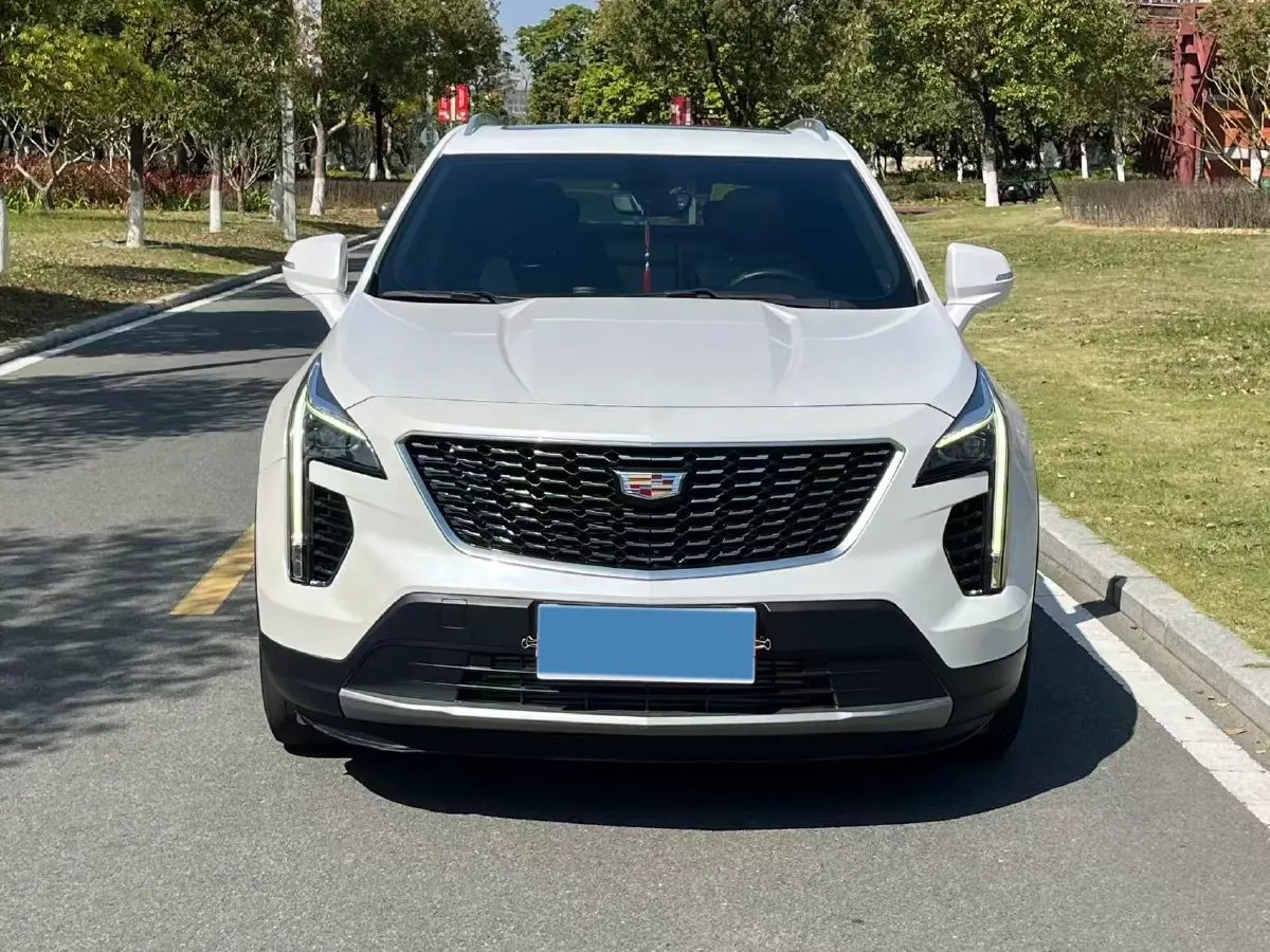 2021 Cadillac XT4 2.0T 237HP L4 9AT,autocango,china used car exporter,china ev exporter,chinese used car exporter,chinese used ev exporter