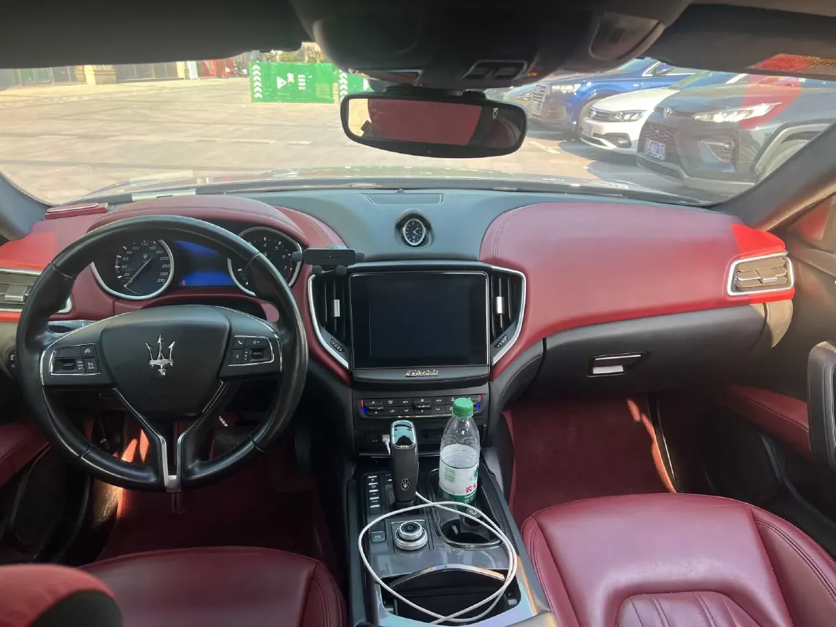 2019 Maserati Ghibli 3.0T 350HP V6 8AT,autocango,china used car exporter,china ev exporter,chinese used car exporter,chinese used ev exporter