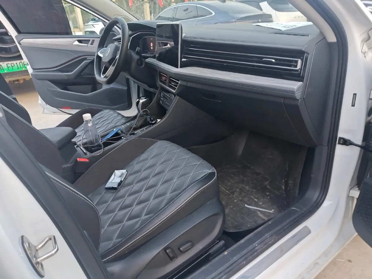 2024 Volkswagen Sagitar 1.5T 160HP L4 7DCT,autocango,china used car exporter,china ev exporter,chinese used car exporter,chinese used ev exporter