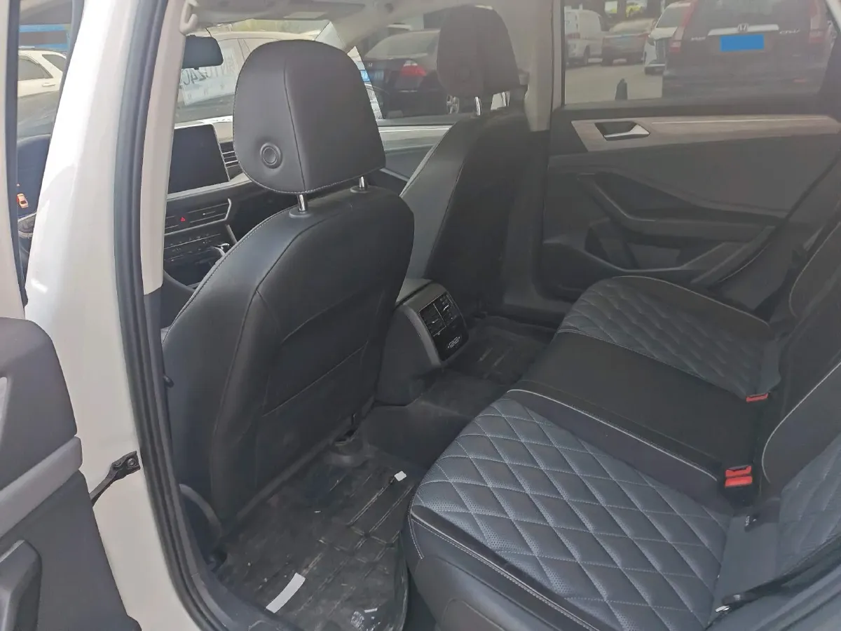 2024 Volkswagen Sagitar 1.5T 160HP L4 7DCT,autocango,china used car exporter,china ev exporter,chinese used car exporter,chinese used ev exporter