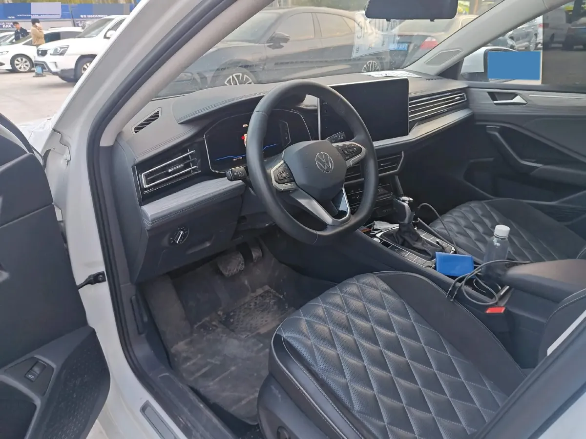 2024 Volkswagen Sagitar 1.5T 160HP L4 7DCT,autocango,china used car exporter,china ev exporter,chinese used car exporter,chinese used ev exporter