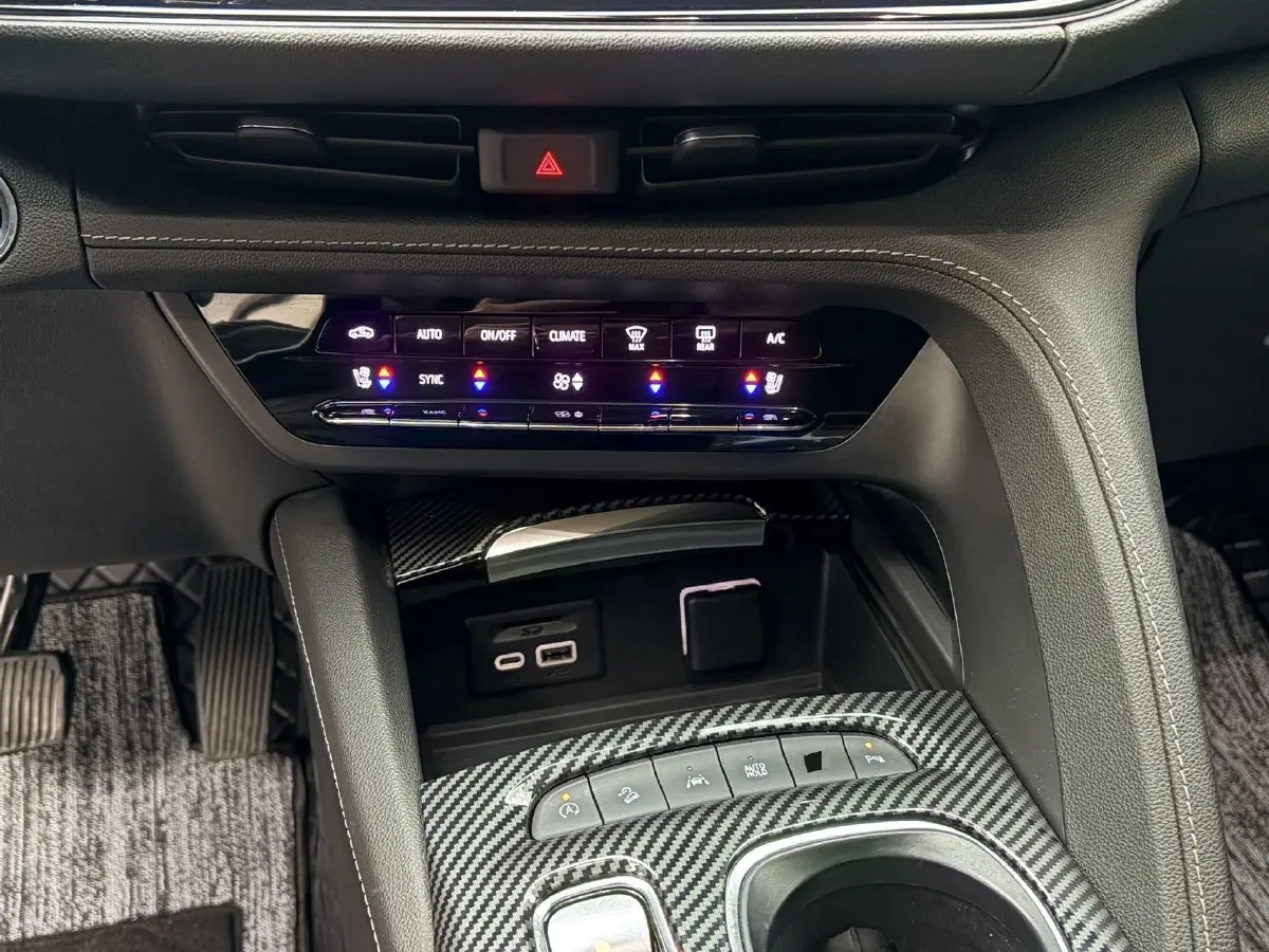 2020 Buick EnvisionS 2.0T 237HP L4 9AT,autocango,china used car exporter,china ev exporter,chinese used car exporter,chinese used ev exporter