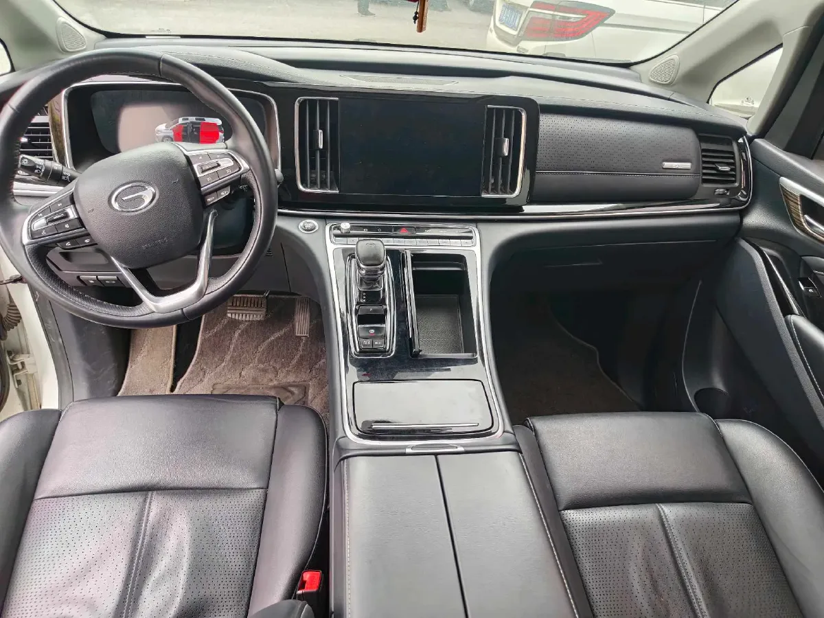 2021 GAC Trumpchi M8 2.0T 252HP L4 8AT,autocango,china used car exporter,china ev exporter,chinese used car exporter,chinese used ev exporter