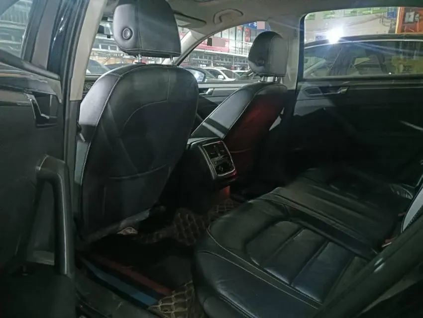 2016 Volkswagen Passat 1.8T 180HP L4 7DCT,autocango,china used car exporter,china ev exporter,chinese used car exporter,chinese used ev exporter