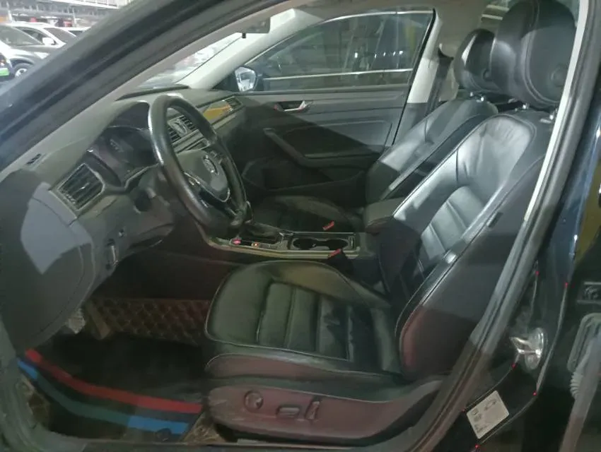 2016 Volkswagen Passat 1.8T 180HP L4 7DCT,autocango,china used car exporter,china ev exporter,chinese used car exporter,chinese used ev exporter