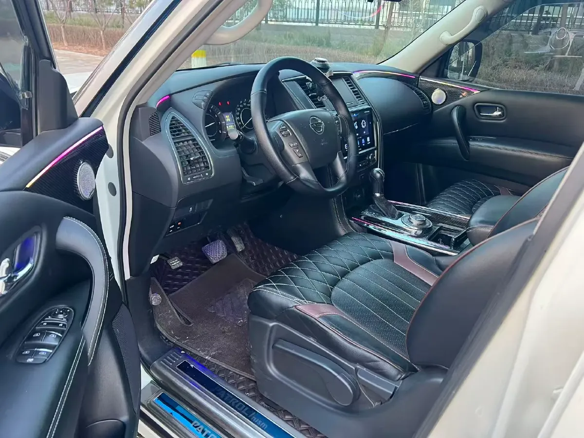 2018 Nissan Patrol 4.0L 279HP V6 7AT,autocango,china used car exporter,china ev exporter,chinese used car exporter,chinese used ev exporter
