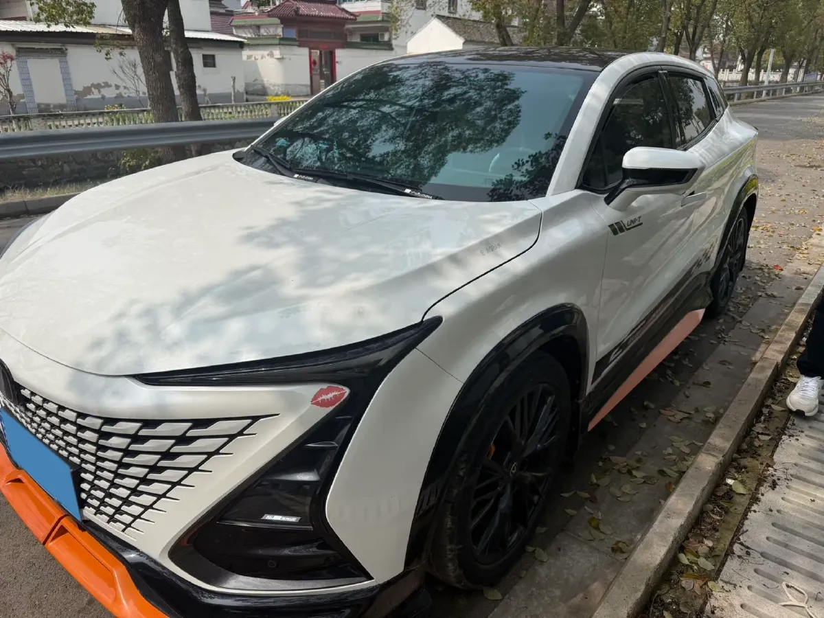 2023 ChangAn UNI-T 1.5T 188HP L4 7DCT,autocango,china used car exporter,china ev exporter,chinese used car exporter,chinese used ev exporter