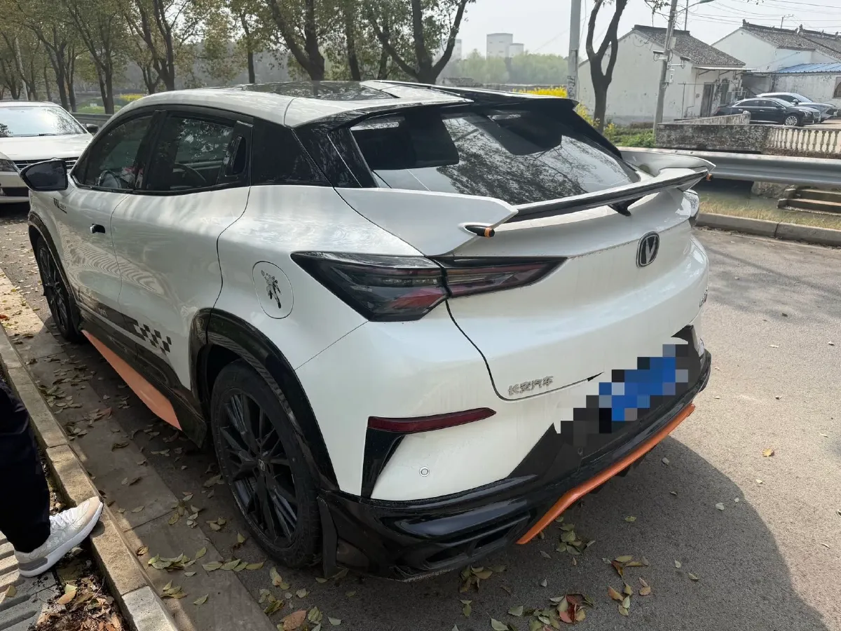 2023 ChangAn UNI-T 1.5T 188HP L4 7DCT,autocango,china used car exporter,china ev exporter,chinese used car exporter,chinese used ev exporter