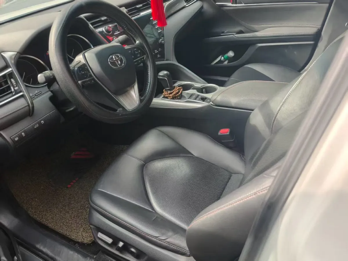 2018 Toyota Camry 2.5L 178HP L4 E-CVT Hybrid,autocango,china used car exporter,china ev exporter,chinese used car exporter,chinese used ev exporter