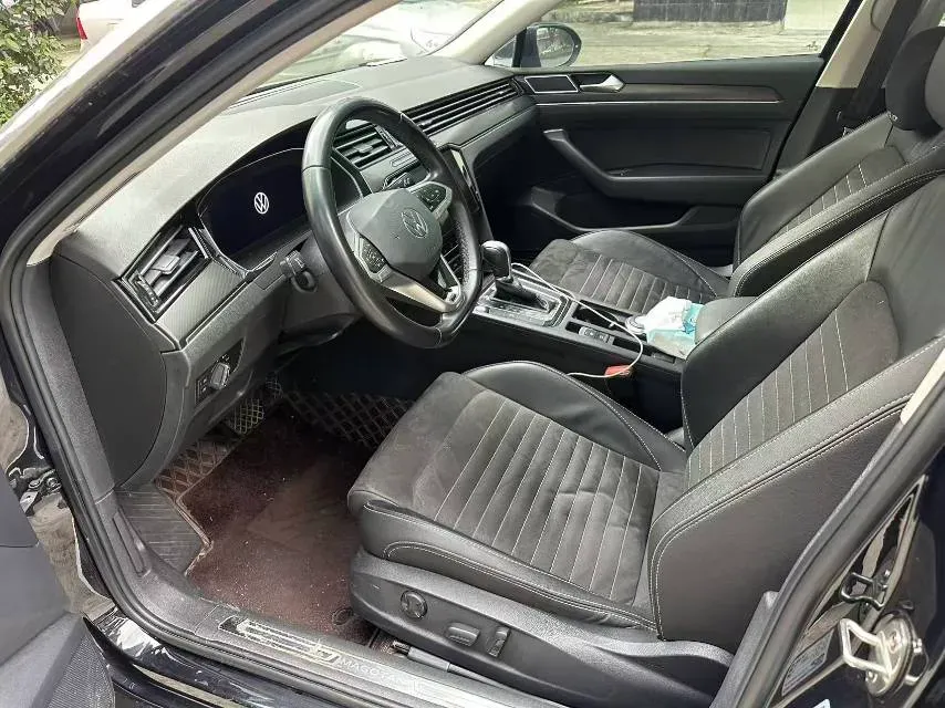 2020 Volkswagen Magotan 2.0T 186HP L4 7DCT,autocango,china used car exporter,china ev exporter,chinese used car exporter,chinese used ev exporter