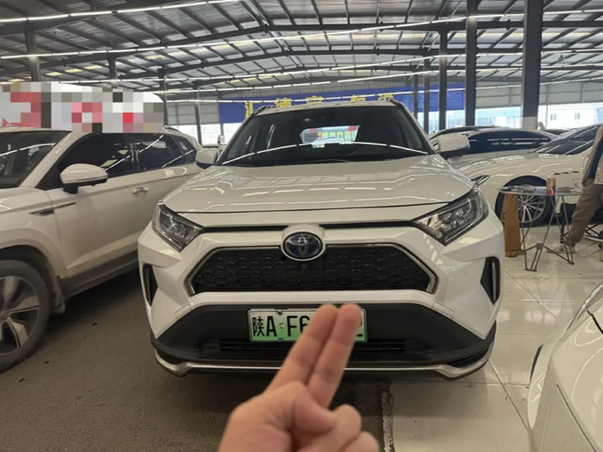 2021 Toyota RAV4 Hybird E+ 2.5L 180HP L4 E-CVT PHEV 15.984KWH,autocango,china used car exporter,china ev exporter,chinese used car exporter,chinese used ev exporter