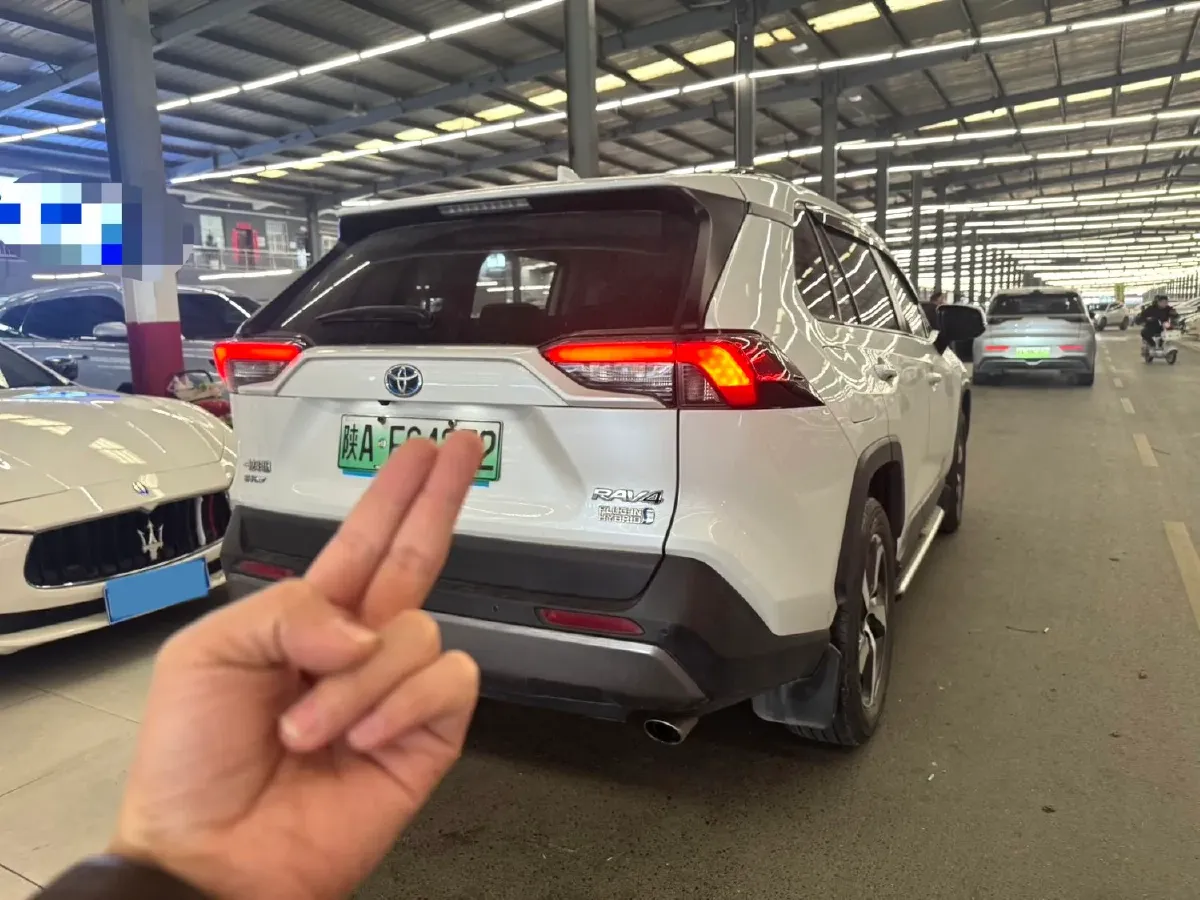 2021 Toyota RAV4 Hybird E+ 2.5L 180HP L4 E-CVT PHEV 15.984KWH,autocango,china used car exporter,china ev exporter,chinese used car exporter,chinese used ev exporter